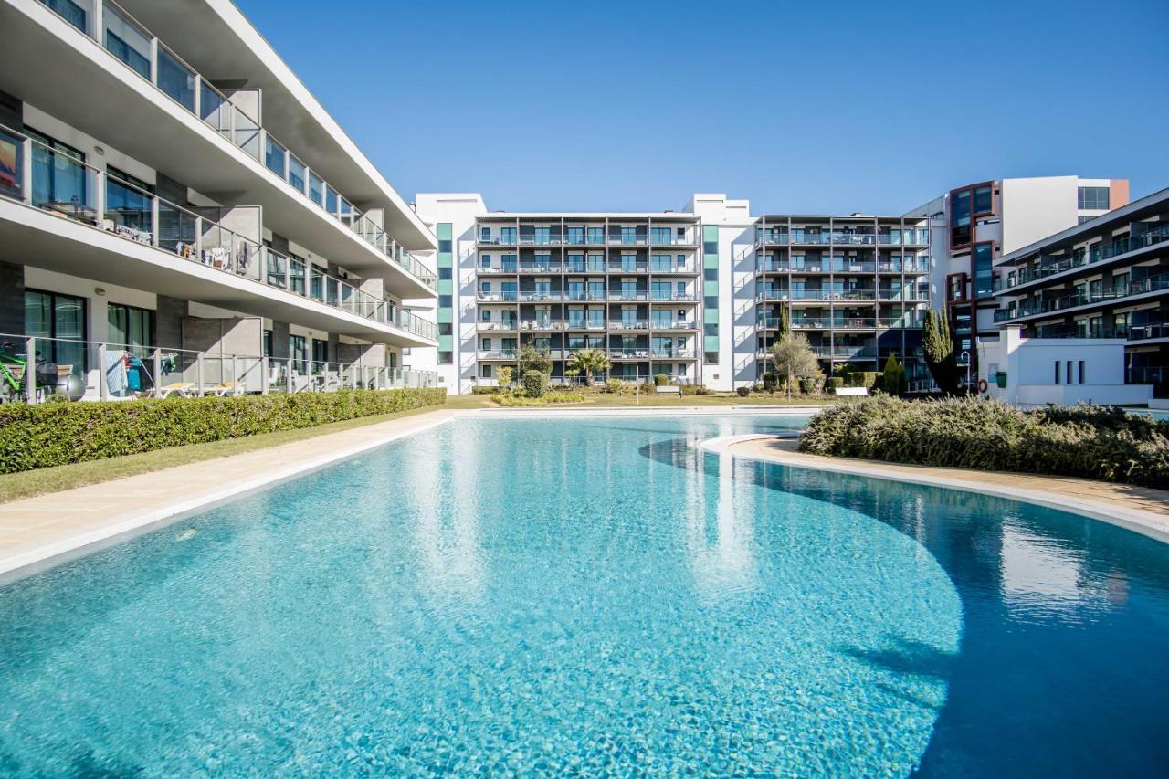 Superbe Appartement Spacieux Avec Terrasse Vue Piscine วิลาโมรา ภายนอก รูปภาพ