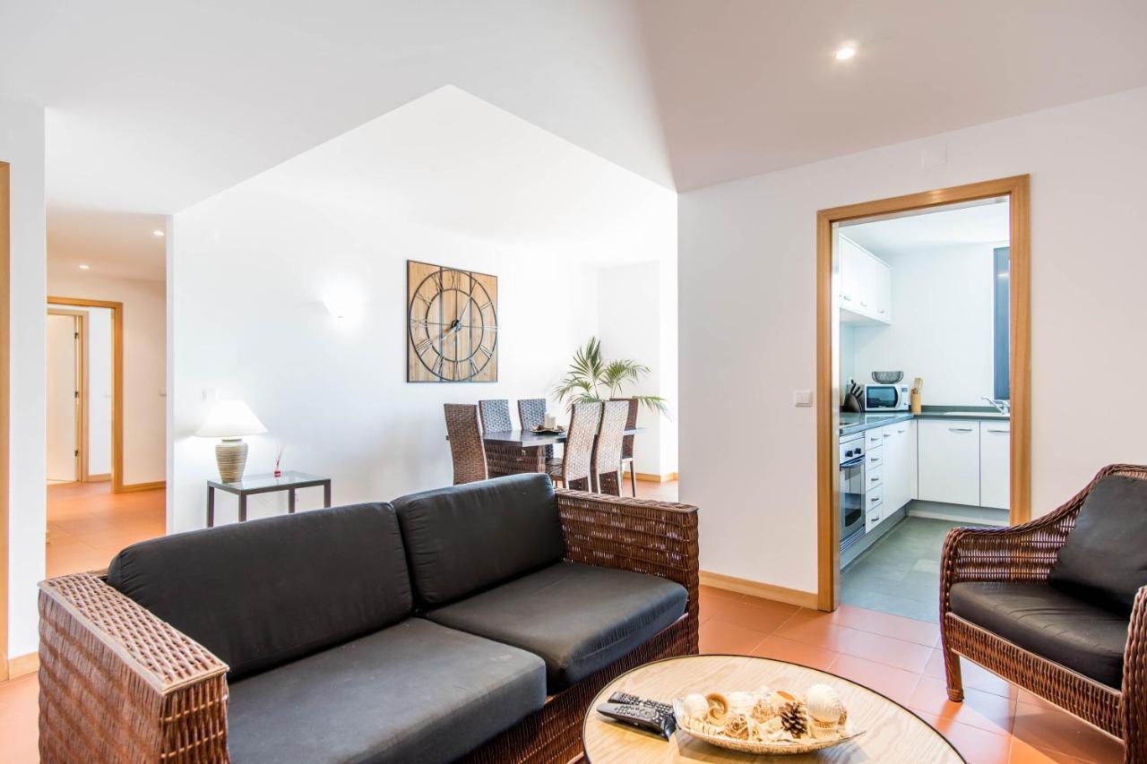 Superbe Appartement Spacieux Avec Terrasse Vue Piscine วิลาโมรา ภายนอก รูปภาพ