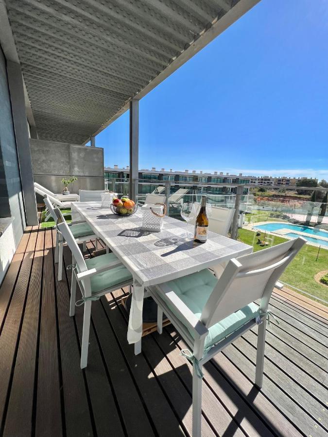 Superbe Appartement Spacieux Avec Terrasse Vue Piscine วิลาโมรา ภายนอก รูปภาพ